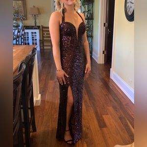 Prom dress size 6, plum, sequined, back straps